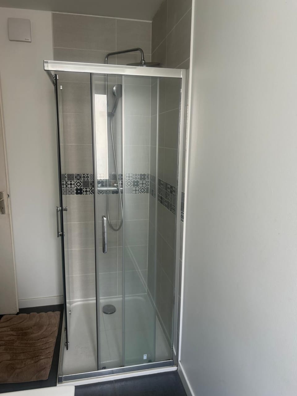 Le Cocoon - 2mn gare SNCF, hyper centre, WIFI-NETFLIX Apartment in Nouvelle-Aquitaine