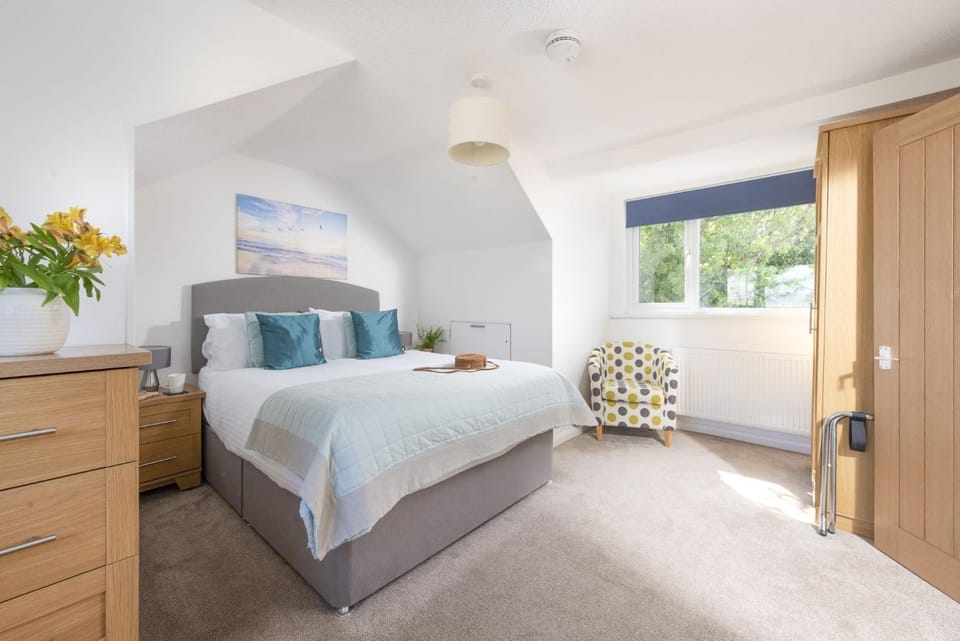 Bed, Bedroom, wardrobe