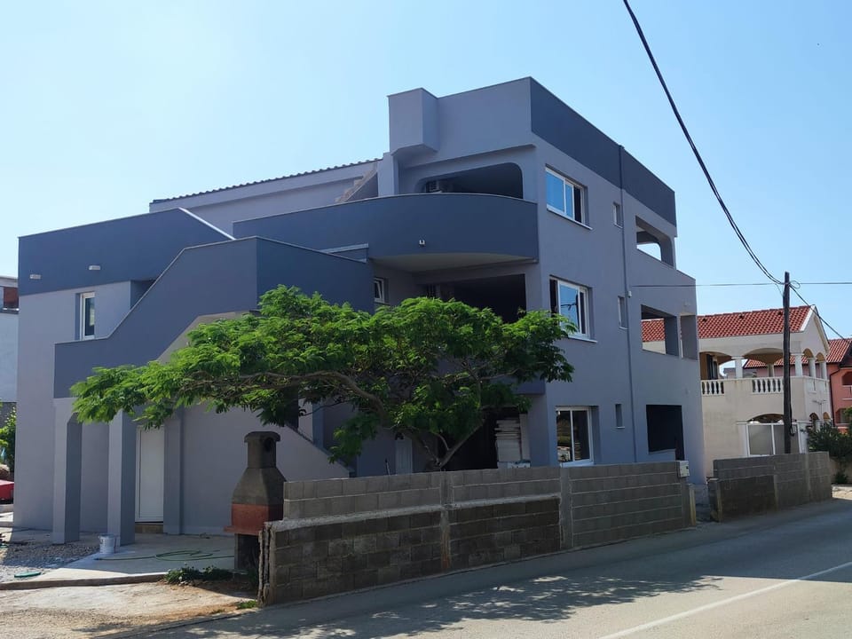 Property building, Street view