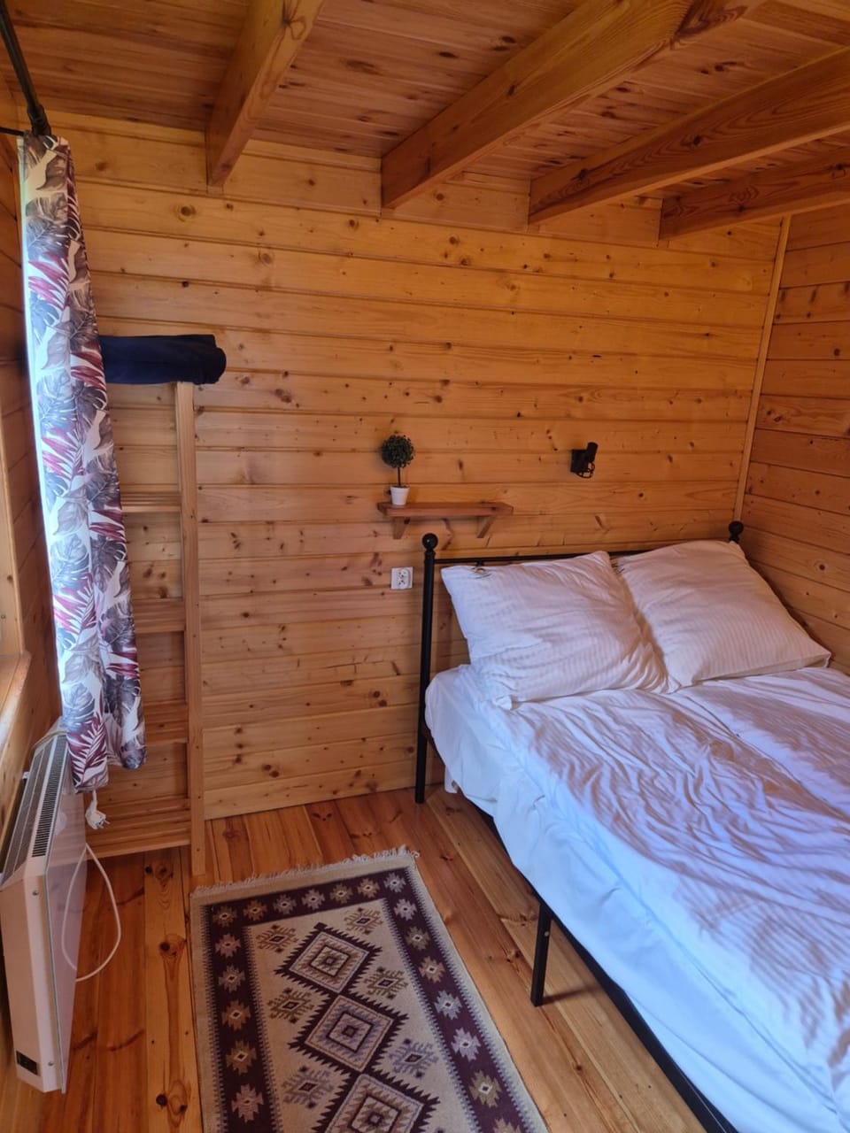 Siedlisko nr 5A nad jeziorem Skarlińskim, jezioro, mazury, domki letniskowe, bania House in Poland