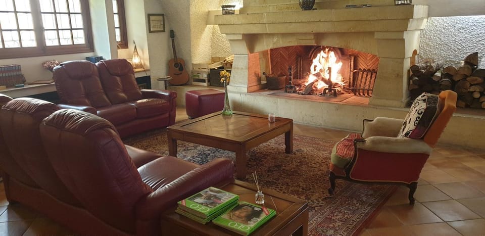 Living room, Seating area, flat iron