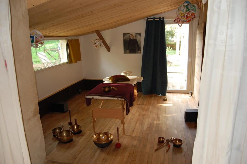 Massage, Spa and wellness centre/facilities