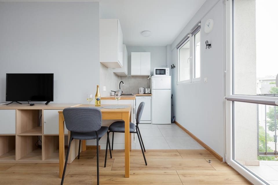 TV and multimedia, Kitchen or kitchenette