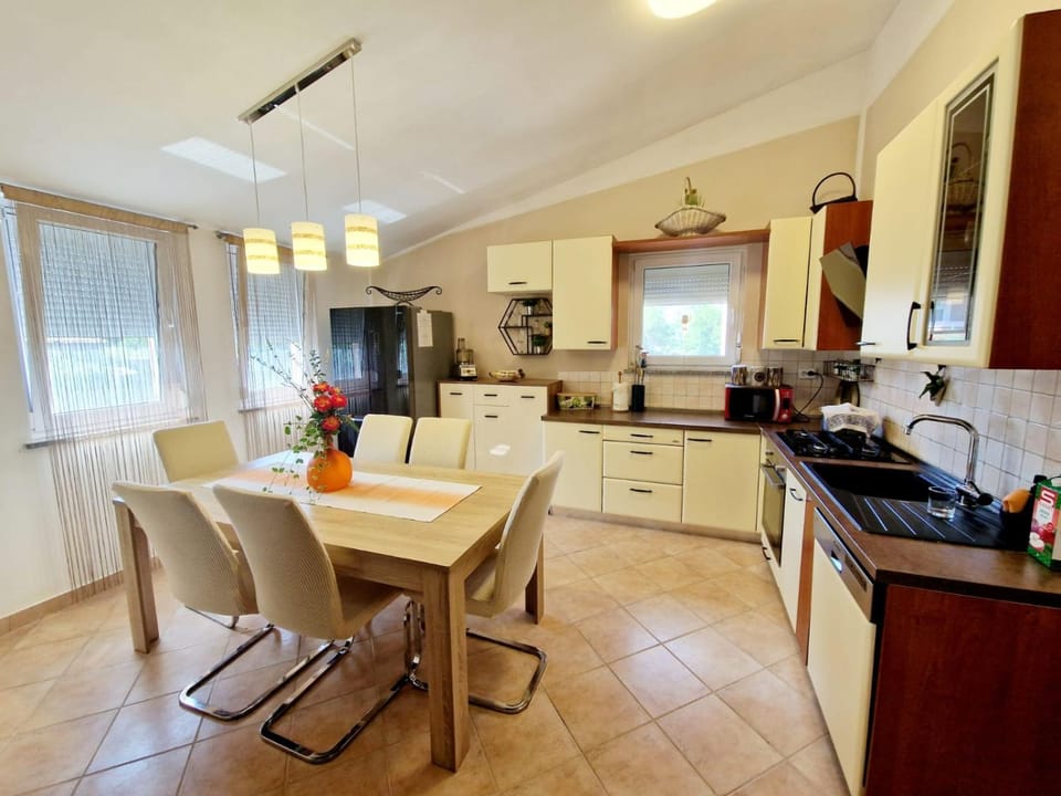 Maria Apartment in Pula