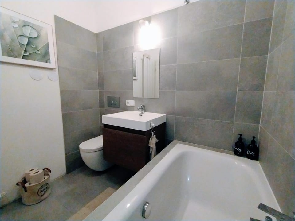 Toilet, Bathroom, Bath