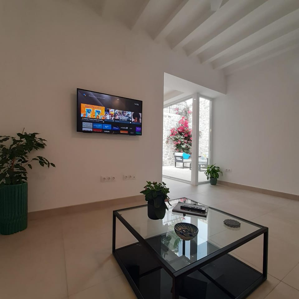 Casa Fénix House in Marina Baixa
