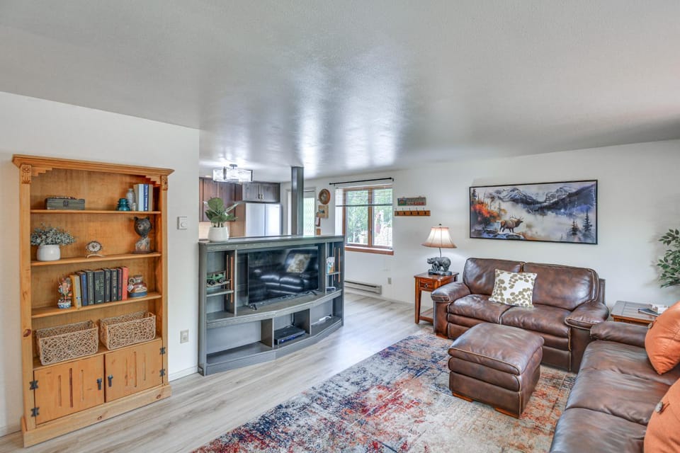Ranch-Style Retreat in Downtown Buena Vista! House in Buena Vista