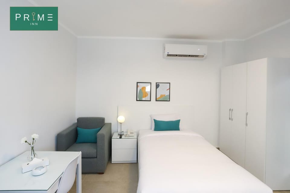 Bed, Photo of the whole room