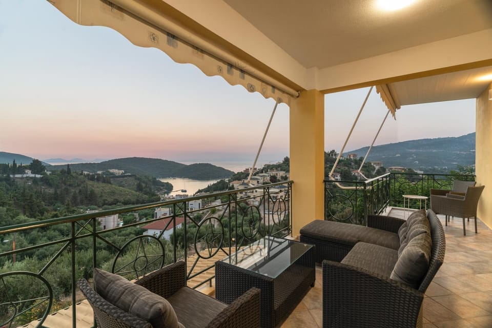 Day, Natural landscape, View (from property/room), Balcony/Terrace, Mountain view, Quiet street view
