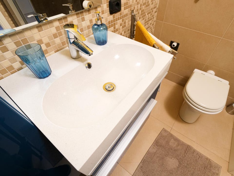 Full of colour Apartment in Bellano