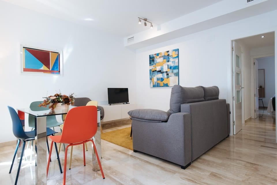 TV and multimedia, Living room, Dining area