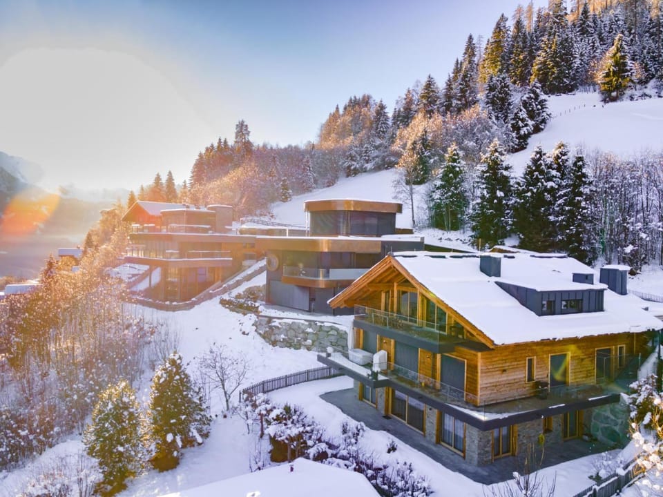 Property building, Winter