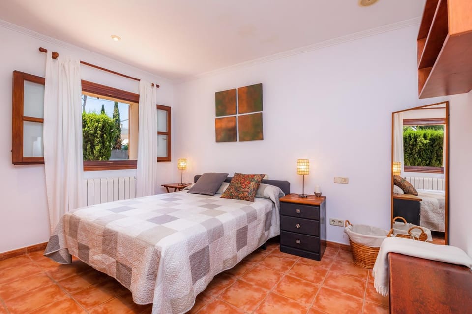 Living room, Bedroom