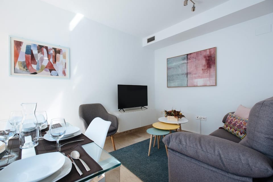 TV and multimedia, Living room, Dining area