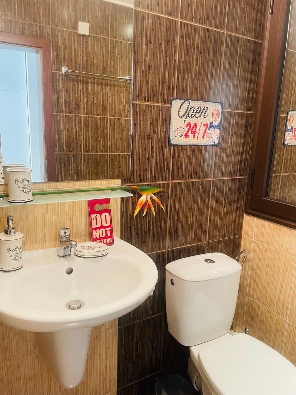 Toilet, Bathroom