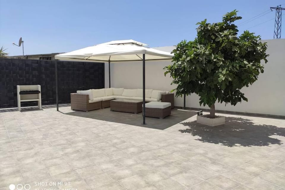 Apartamentos NayDa Gran casa con piscina House in Mérida