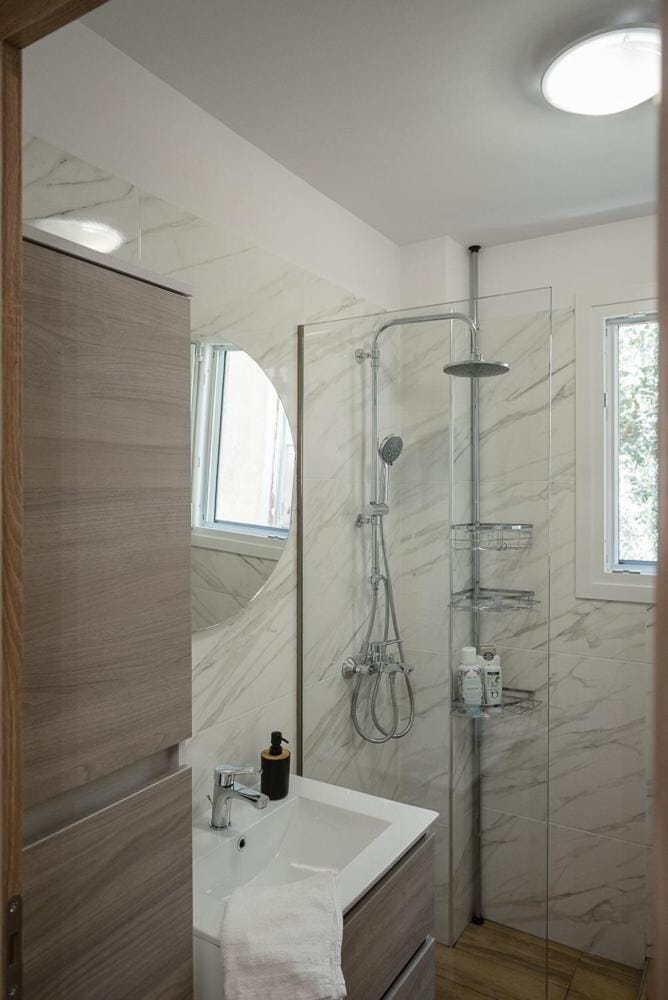 AZ modern studio Apartment in Volos