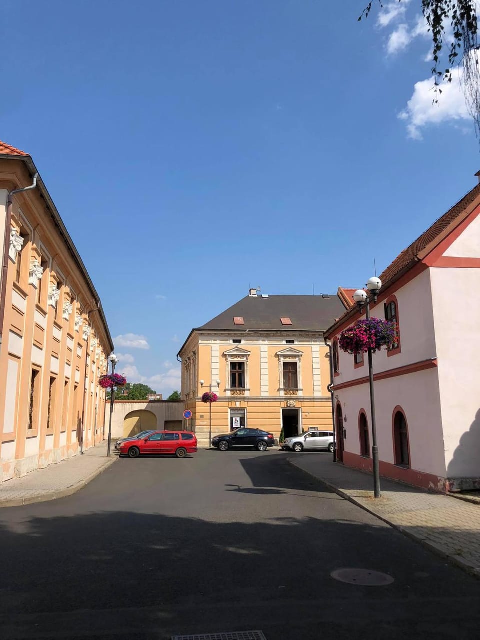 Property building, Facade/entrance
