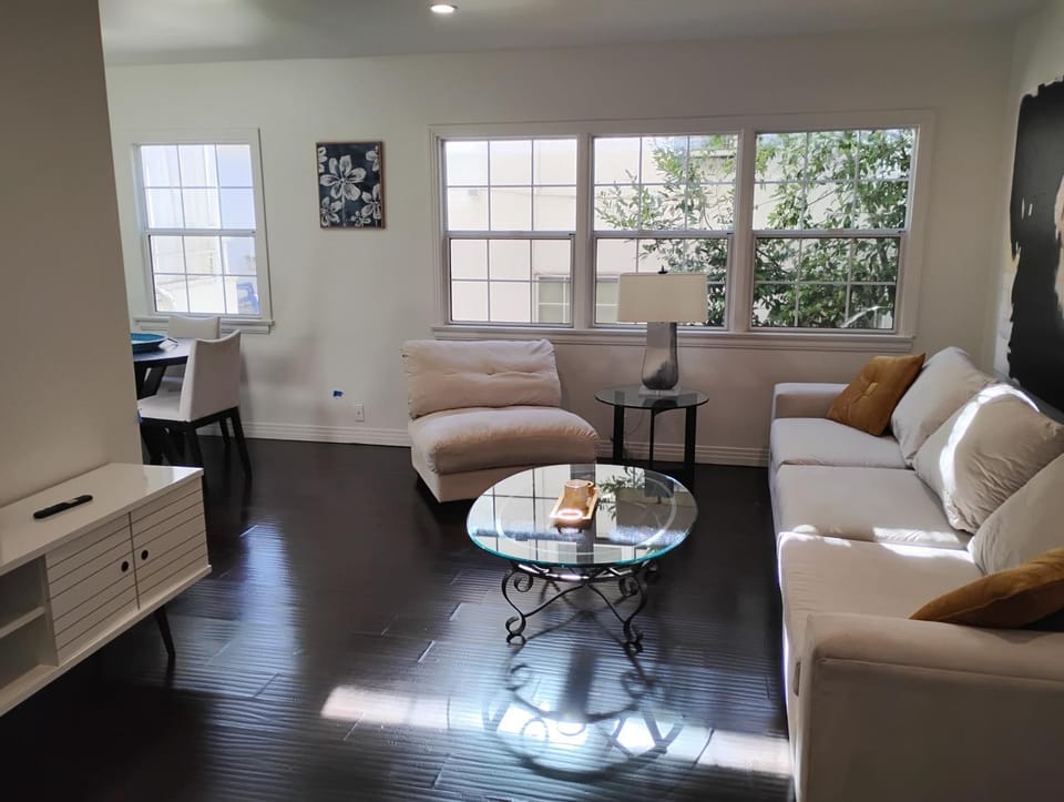 Cozy Suite near Universal Studios House in Sherman Oaks