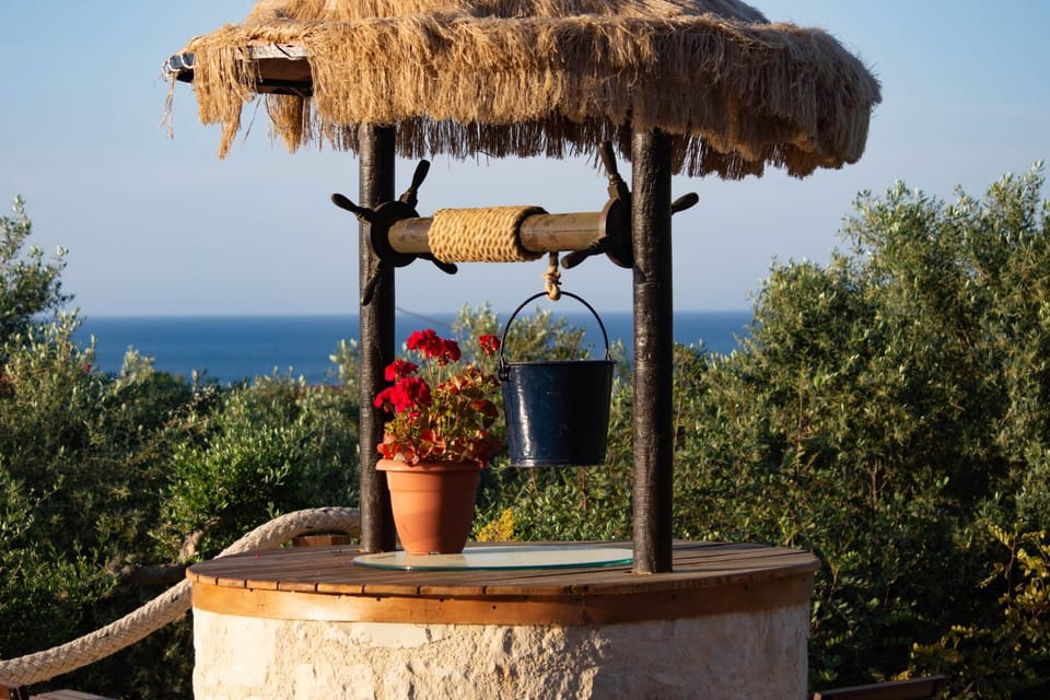 Momentum Θ House in Crete
