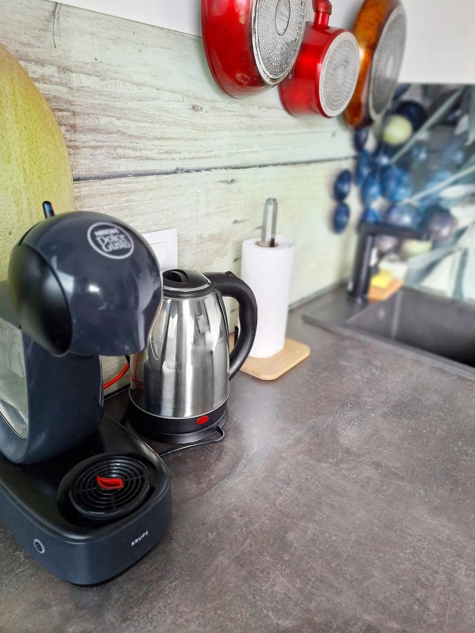Coffee/tea facilities, Kitchen or kitchenette