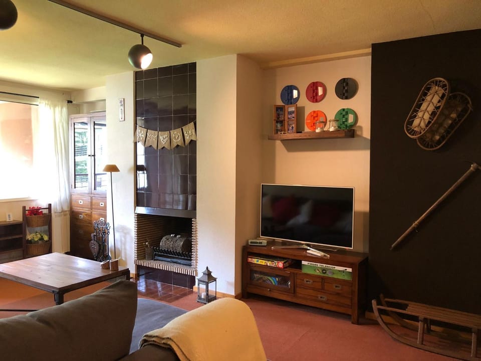 CHECK-IN CASAS Cerler 3F Apartment in Catalonia