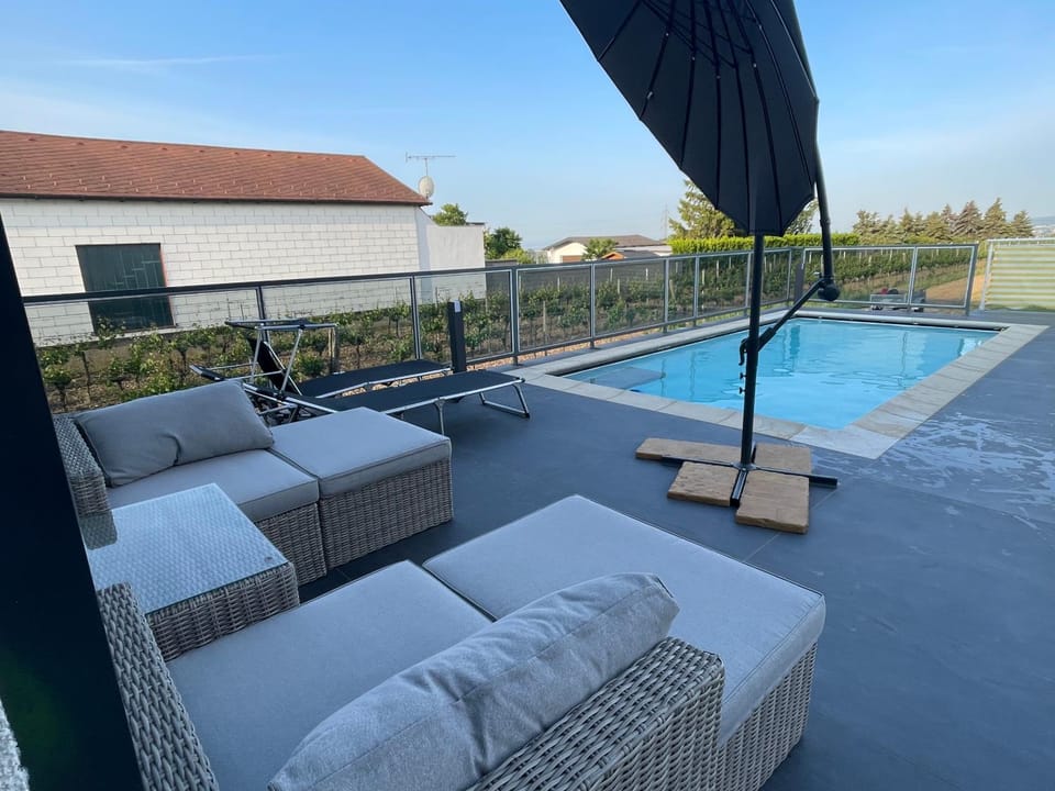 Pool view, Swimming pool, sunbed