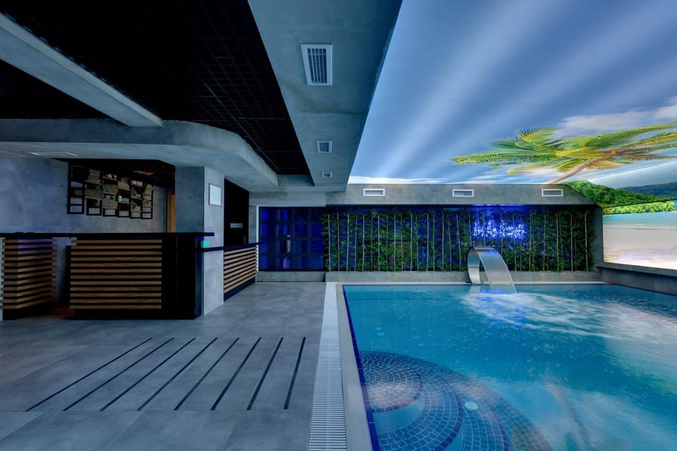 Swimming pool