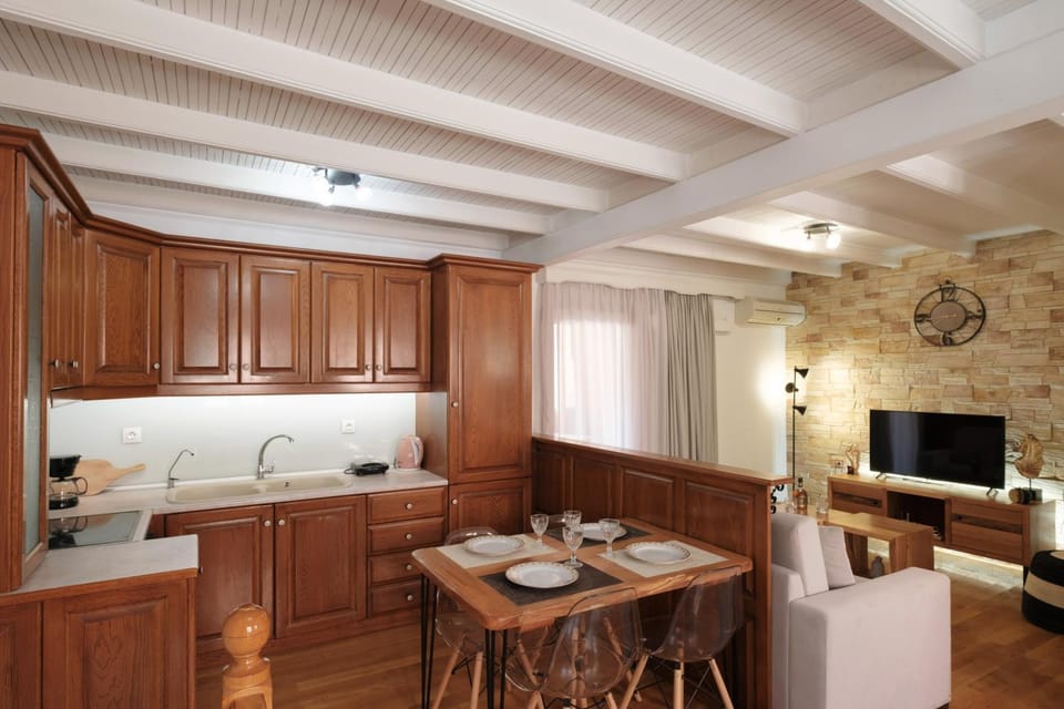 Living room, kitchen