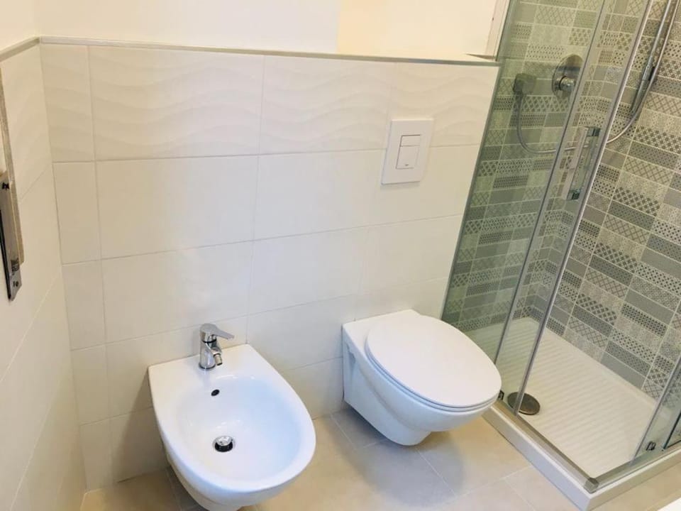 Shower, Toilet, Bathroom, bidet