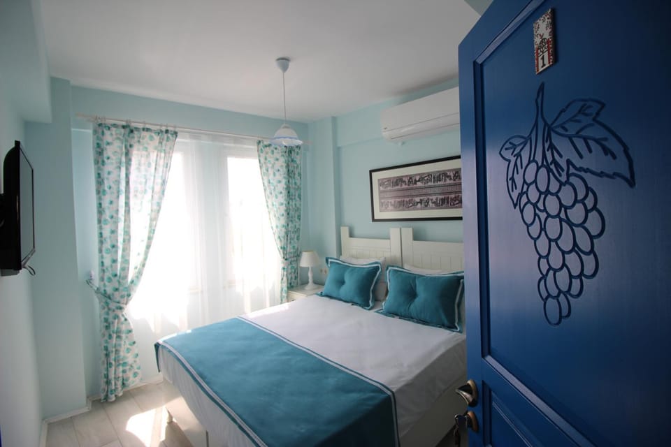 Bed, View (from property/room), Bedroom