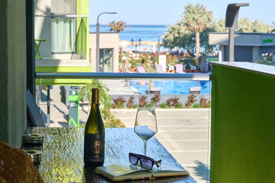 Sea view, Sea view
