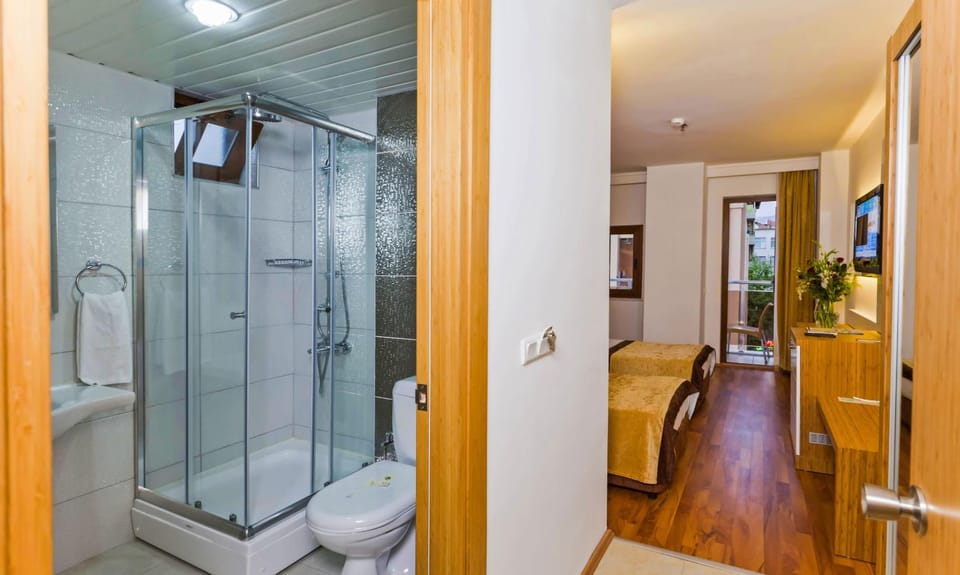 Toilet, Bathroom