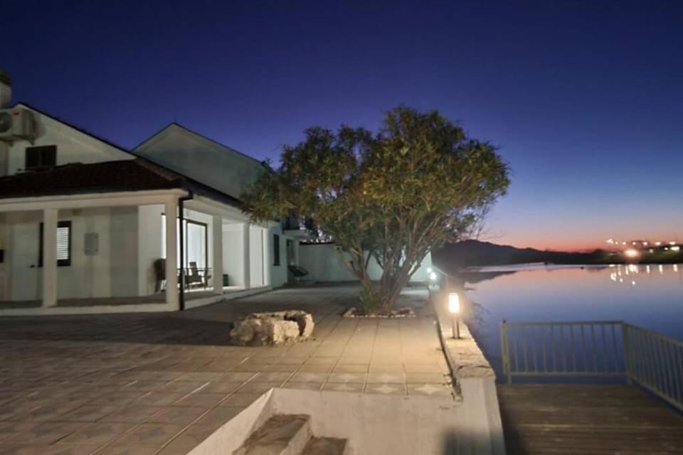 WATERFRONT VILLA SUNSET DREAM WITH POOL Villa in Dubrovnik-Neretva County