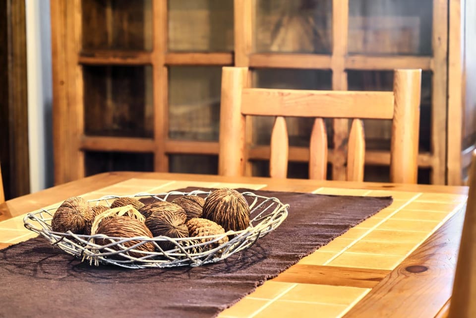 Dining area, Food