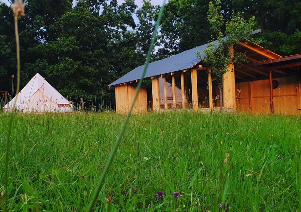 Glamping -Texas Glamping Luxury tent in Romania