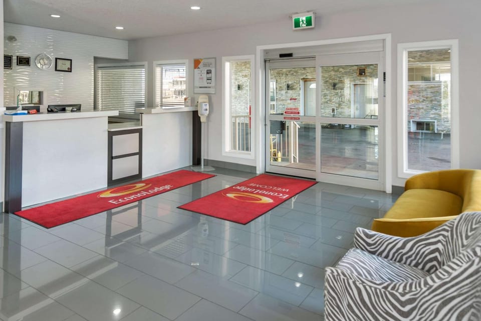 Lobby or reception, On site