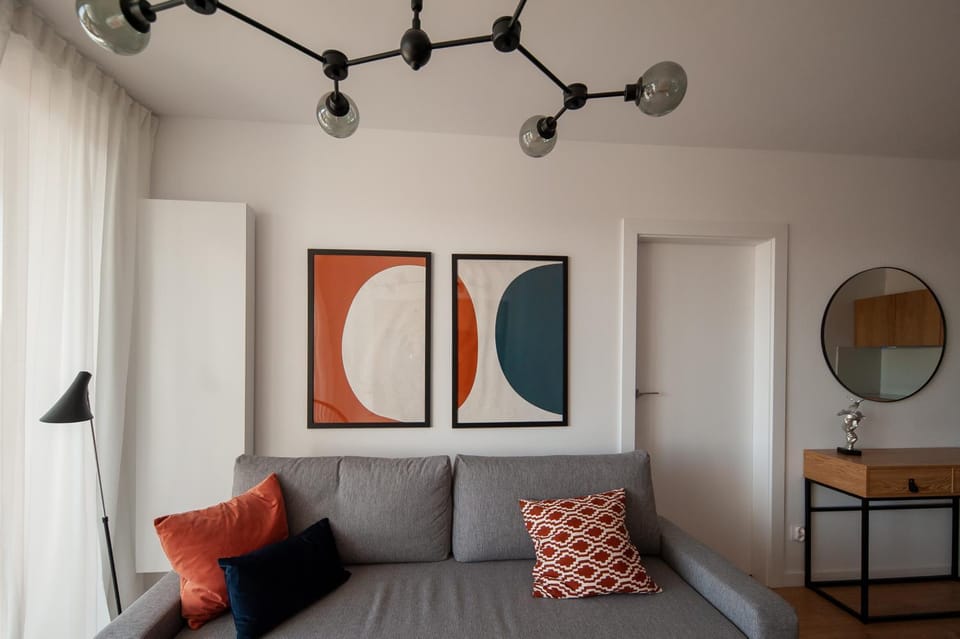 Bed, Living room, Seating area