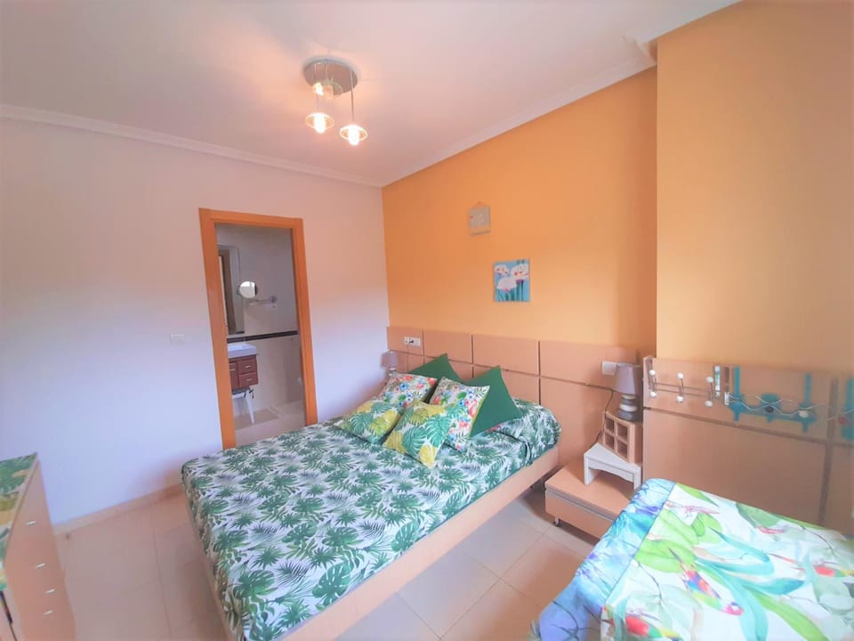 Bed, Photo of the whole room