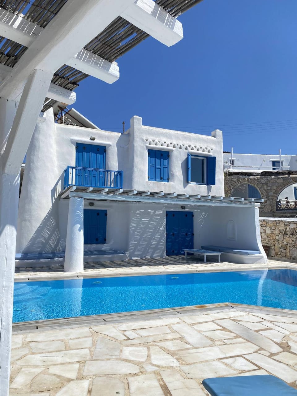 Myrovi Harmony Suites - Sea View & Pool in Kanalia Apartment in Mykonos, Mikonos 846 00, Greece