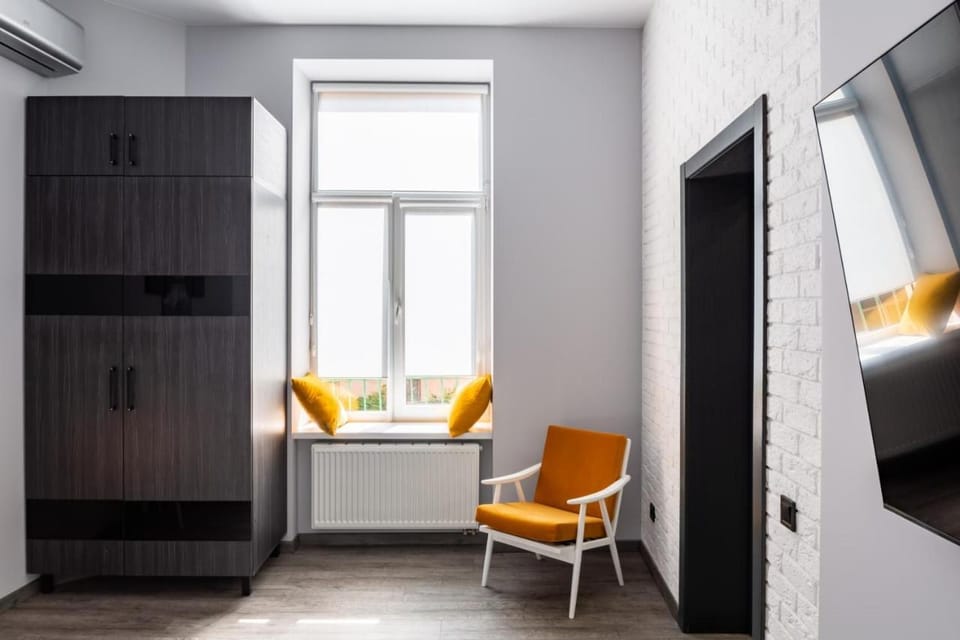 Seating area, wardrobe
