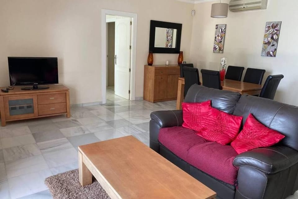 Estepona Seaview Apartment SELETUR Apartment in Costa del Sol