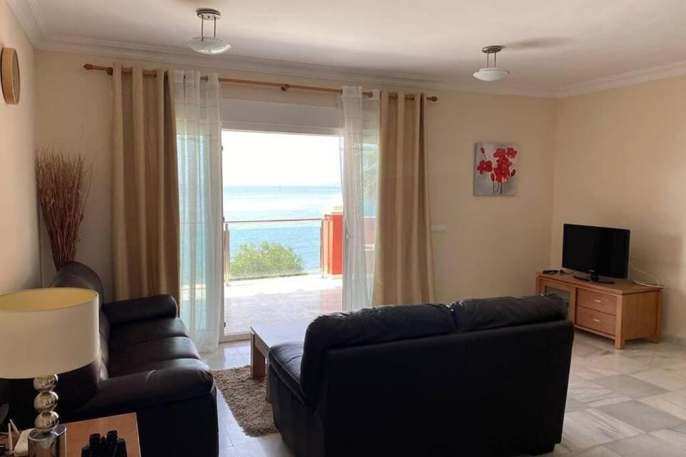 Estepona Seaview Apartment SELETUR Apartment in Costa del Sol