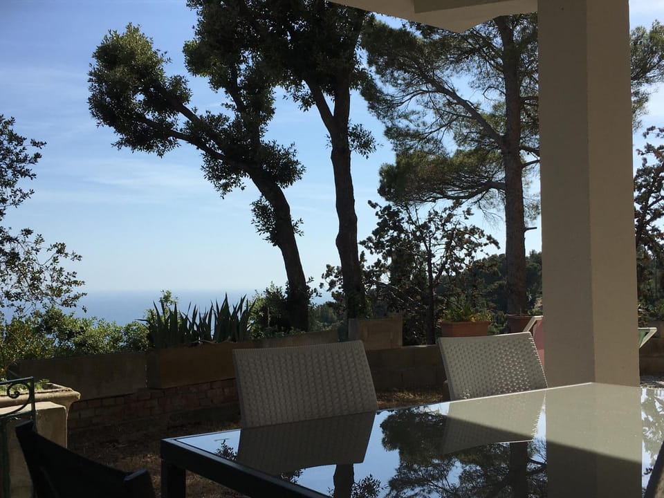Patio, View (from property/room), Garden view, Sea view