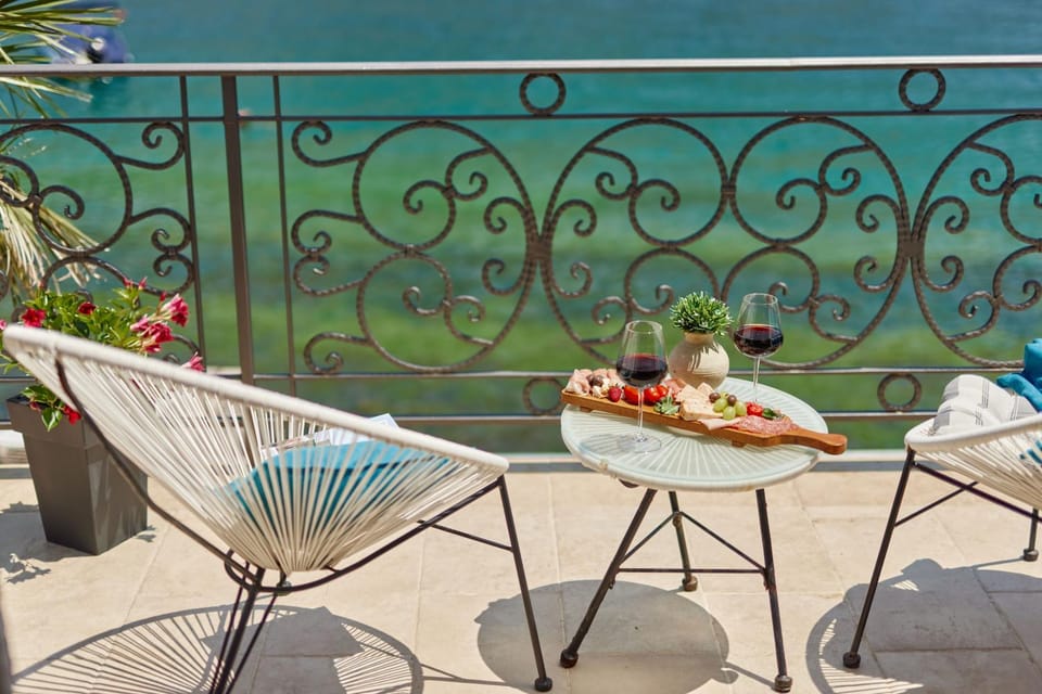 Apartment Aura with Sea View Apartment in Muo