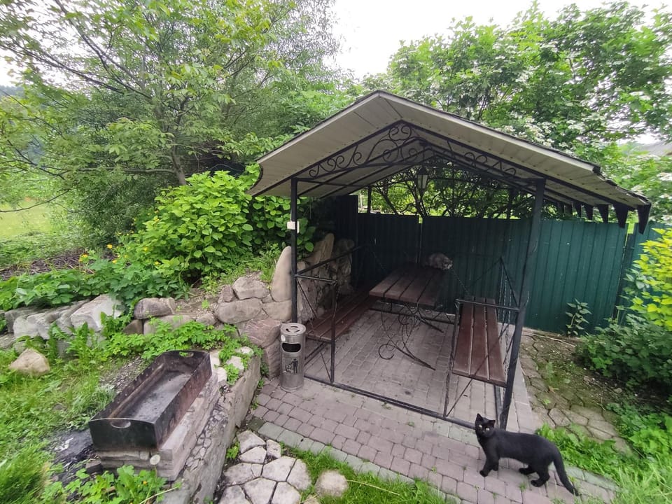 Spring, Day, Natural landscape, BBQ facilities