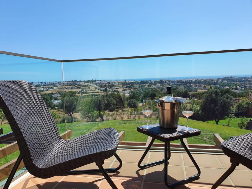 Wonderful View - Quinta da Colina C8 House in Guia