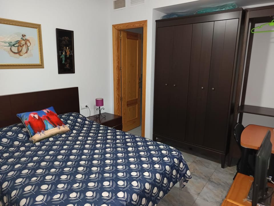 Bed, Photo of the whole room, Bedroom, wardrobe
