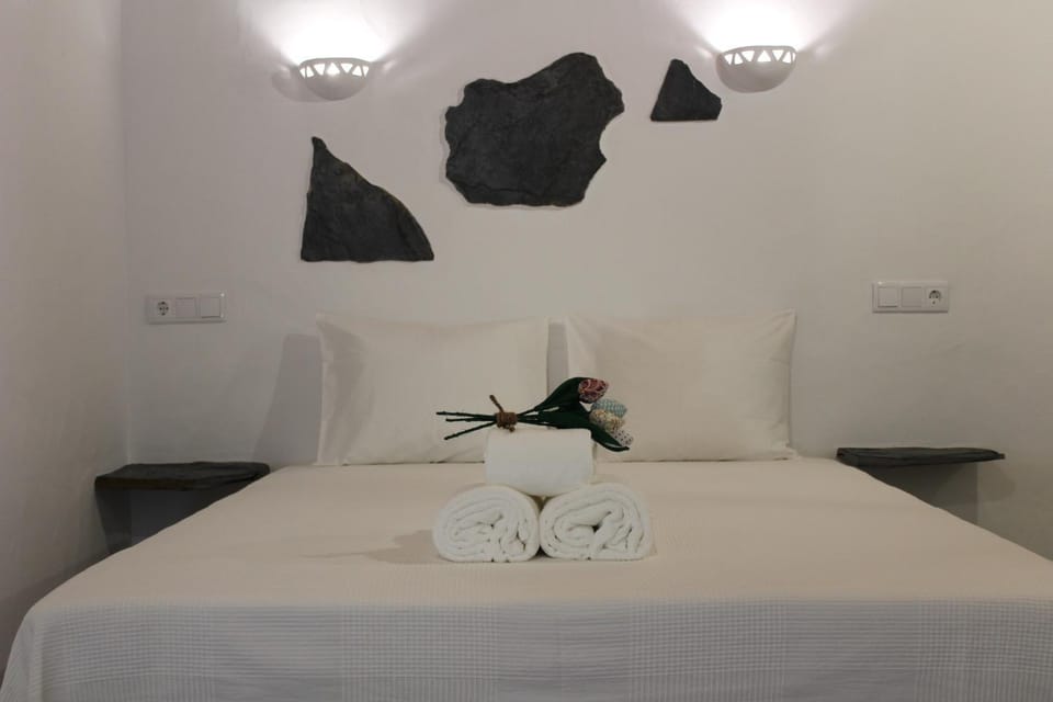 Quinta do Grande Lago Farm Stay in Évora District, Portugal