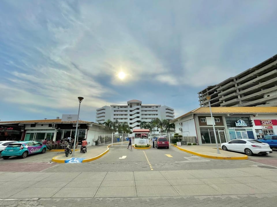 Property building, Facade/entrance, Off site, Lobby or reception